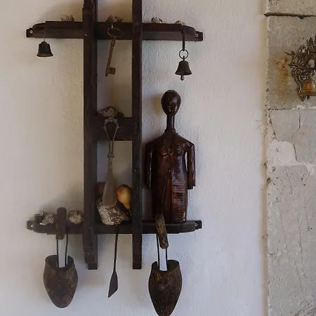 Sakli Karaburun (Izmir)