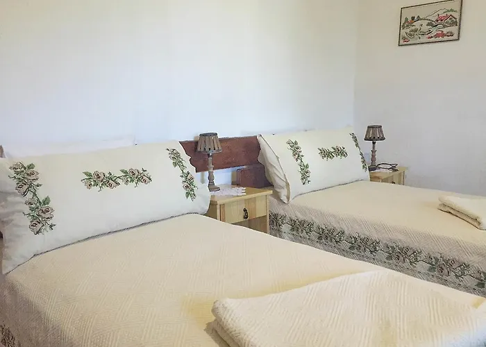 Sakli Karaburun (Izmir)